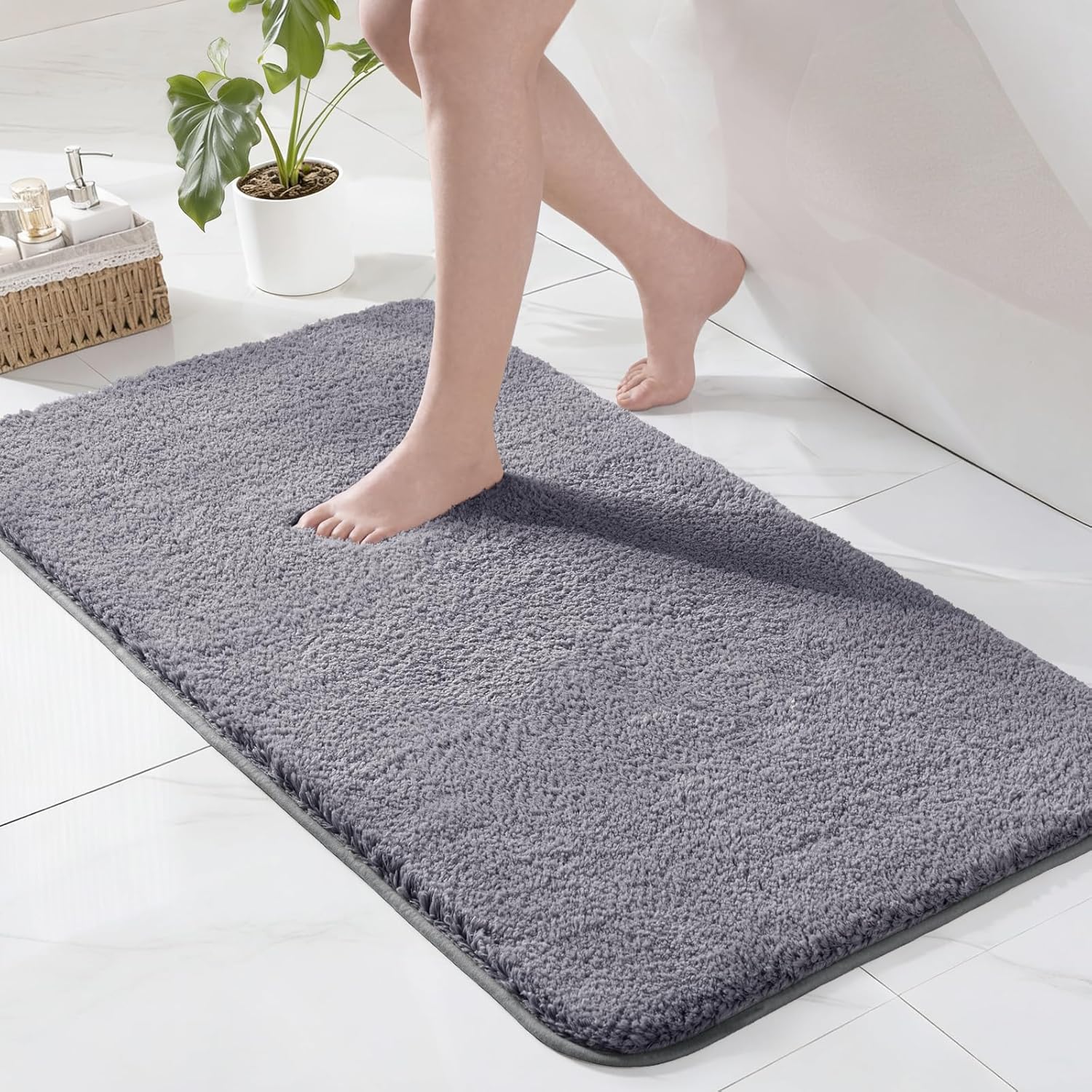 Exclusivo Mezcla Microfiber Bath Mat 60x90 CM, Extra Soft Non-Slip Super Absorbent Bathroom Mats, Machine Washable Quick Dry Bath Rugs for Bathroom Floor, Shower, Home Decor, Solid Grey