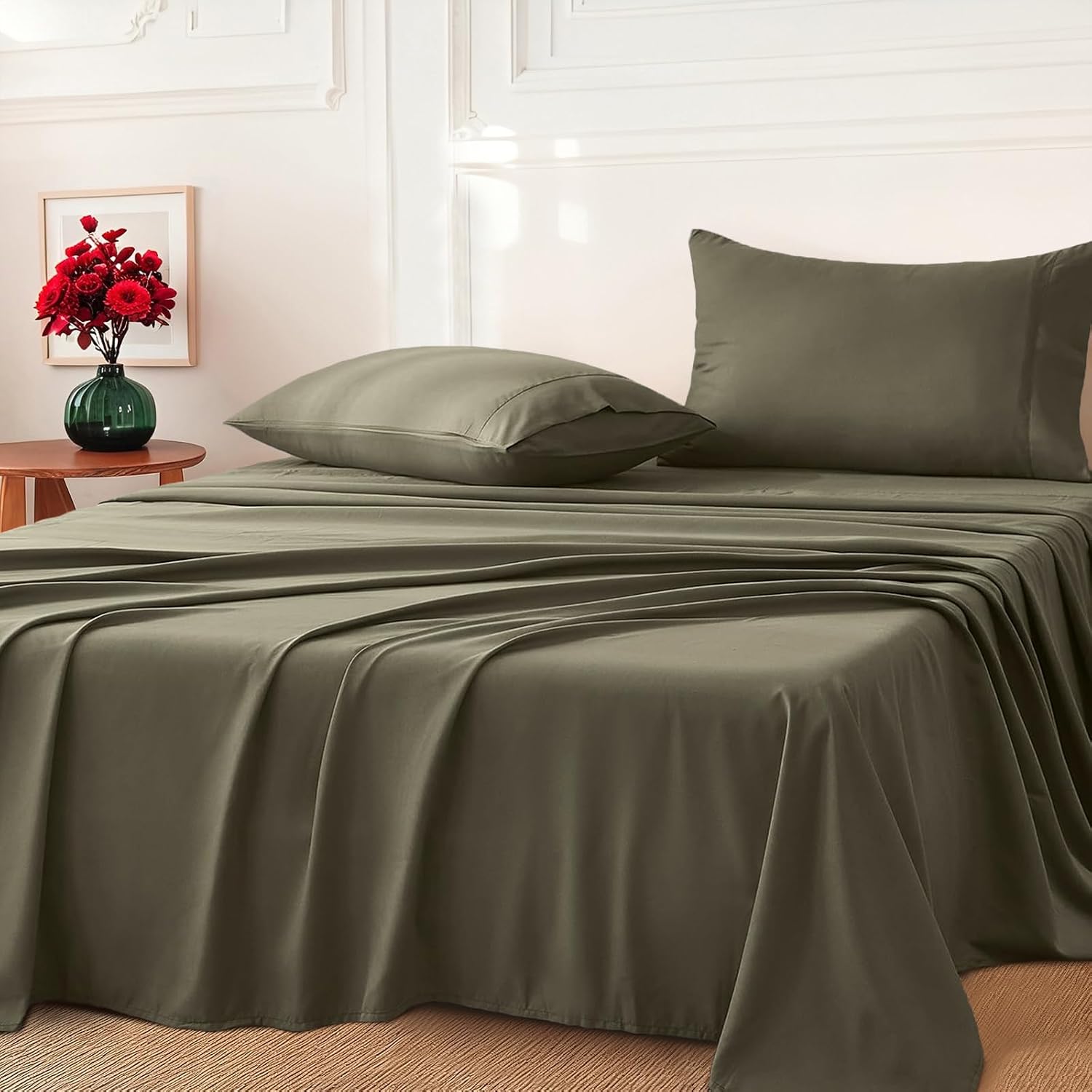 Single Size Bed Sheets Set - 3PC (Fitted Sheet, Flat Sheet, Pillowcase) - 2000TC Ultra Soft Microfiber Breathable Bedding - Luxury Hotel Style, Taupe