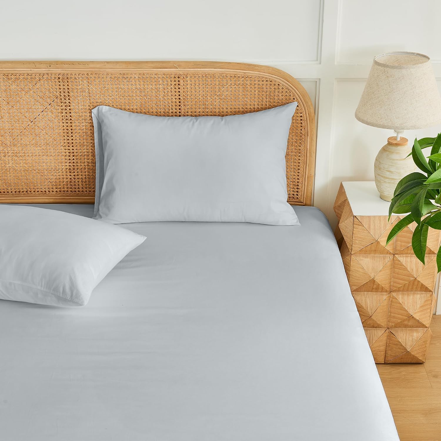 LINENOVA Premium 100% Cotton Fitted Sheet Set - 3 Piece for King Single Bed Set, 1 Fitted Sheet & 2 Pillowcases, Luxury Softness, Elasticized 40cm Deep Pocket - Sliver